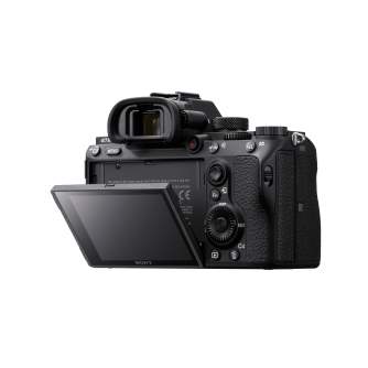 Bezspoguļa kameras - Sony Alpha a7 III Body Black | ILCE-7M3/B | α7III | a7 mark 3 - быстрый заказ от производителя