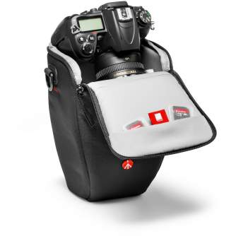 Vairs neražo - Manfrotto futrālis Essential M (MB H-M-E)