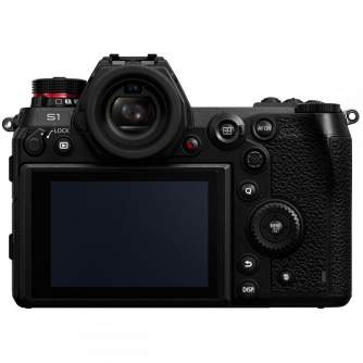 Bezspoguļa kameras - Panasonic LUMIX S1 24.2MP Full-Frame Mirrorless Camera - быстрый заказ от производителя