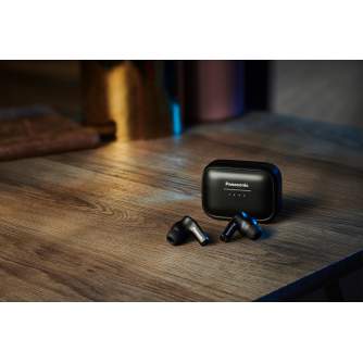 Discontinued - Panasonic wireless earbuds RZ-B210WDE-K, black RZ-B210WDE-K