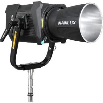 Monolight Style - Nanlux Evoke 1200B LED Spot Light - 61,030 Lux, 2700K-6500K - quick order from manufacturer