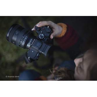 Mirrorless Lenses - Sony FE 20-70mm F4 G SEL2070G - быстрый заказ от производителя