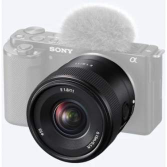 MIRRORLESS Objektīvi - Sony E 11mm f1.8 Lens SEL11F18.SYX Ultra-Wide for APS-C Cameras - ātri pasūtīt no ražotāja