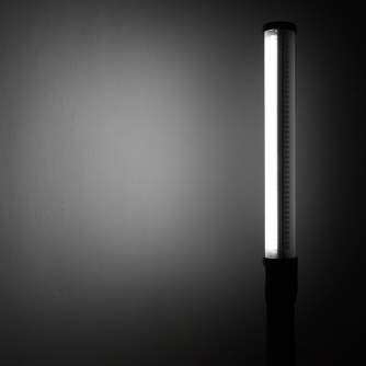 LED Gaismas nūjas - Godox LC500 LED Light Stick, 56.5cm, 5600K/3300K, Remote Control - быстрый заказ от производителя