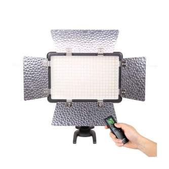 LED gaismas paneļi - Godox LED 308W II Professional Video Light Kit - ātri pasūtīt no ražotāja