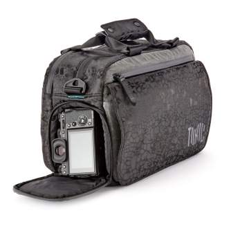 Shoulder Bags - Toxic Wraith Camera Messenger M Water Resistant "Frog" Pocket Onyx - quick order from manufacturer