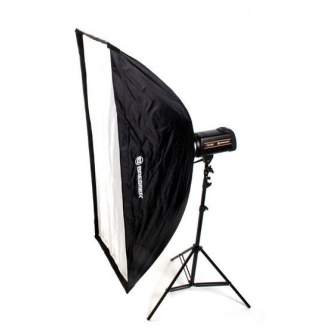 Софтбоксы - BRESSER SS-10 Umbrella Softbox 60x140cm - быстрый заказ от производителя