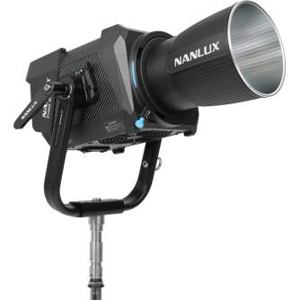 New products - NANLUX EVOKE 900C SPOT LIGHT WITH TROLLY CASE EVOKE 900C ST-KIT - quick order from manufacturer