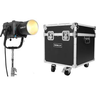 Piederumi zibspuldzēm - NANLUX EVOKE 900C SPOT LIGHT WITH FLIGHT CASE EVOKE 900C KIT - быстрый заказ от производителя