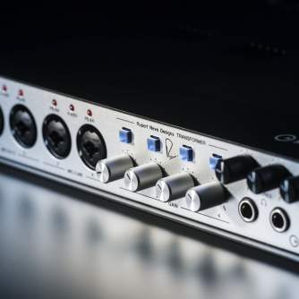 Vairs neražo - Steinberg UR-RT4 6 x 4 USB 2.0 Audio Interface CURRT4