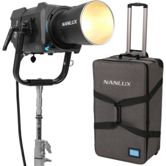 New products - NANLUX EVOKE 2400B SPOT LIGHT IN FLIGHT CASE WITH 45° REFLECTOR IN SOFT BAG EVOKE 2400B KIT-FO - quick order from manufacturer