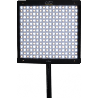 LED gaismas paneļi - NANLITE PavoSlim 60B Bi-Color LED Panel Light - ātri pasūtīt no ražotāja