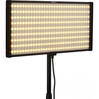 LED gaismas paneļi - NANLITE PavoSlim 120C Full Color LED Panel Light - ātri pasūtīt no ražotāja