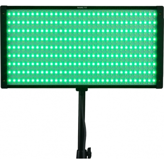 LED gaismas paneļi - NANLITE PavoSlim 120C Full Color LED Panel Light - ātri pasūtīt no ražotāja