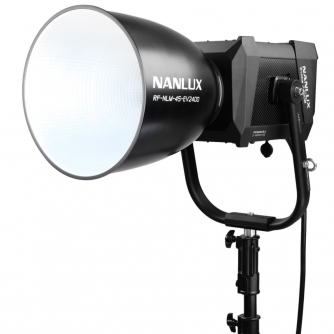 NanluxEvoke2400BBi-ColorLEDSpotLightwithFlightCase(Evoke2400BKIT-FT)