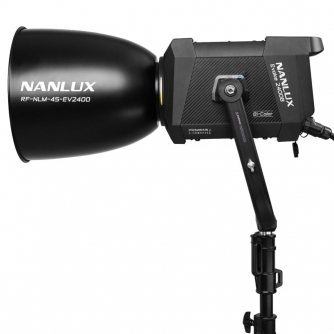 NanluxEvoke2400BBi-ColorLEDSpotLightwithFlightCase(Evoke2400BKIT-FT)