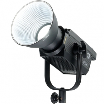 Monolight Style - NANLITE FS-150B bi-color LED spot light 12-8108 - quick order from manufacturer