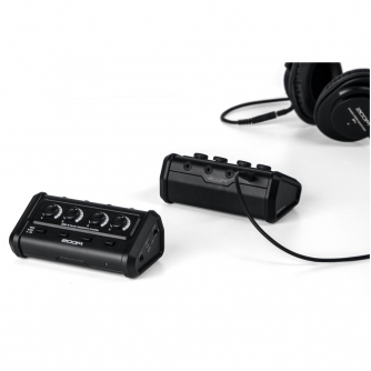 Audio cables, adapters - Zoom ZHA-4 Compact Headphone Amplifier - quick order from manufacturer