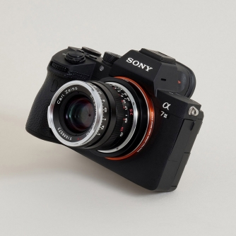 Objektīvu adapteri - Urth Lens Mount Adapter: Compatible with Leica M Lens to Sony E Camera Body (Extendable) ULMAA M E - ātri pasūtīt no ražotāja