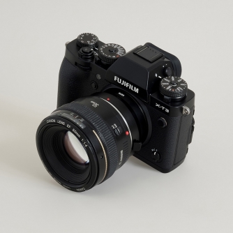 UrthLensMountAdapter:CompatiblewithCanon(EFEF-S)LenstoFujifilmXCameraBodyULMAEFX