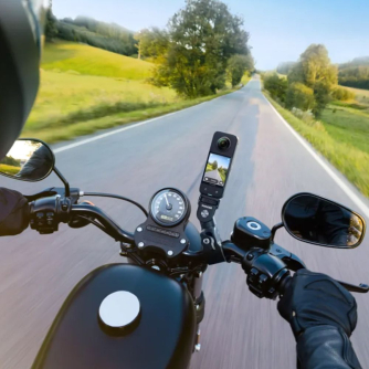 Камера 360 градусов - Insta360 X4 Motorcycle Bundle (CINSABMA-X405) - быстрый заказ от производителя