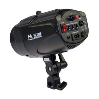 Discontinued - Falcon Eyes Studio Flash Set SSK-2200D