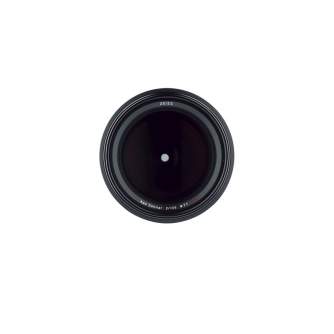 Lenses - Zeiss Milvus 135mm f/2.0 Nikon F (ZF.2) - quick order from manufacturer